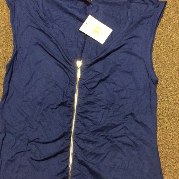 Blue guess zipper tank top - Picture 3 of 4